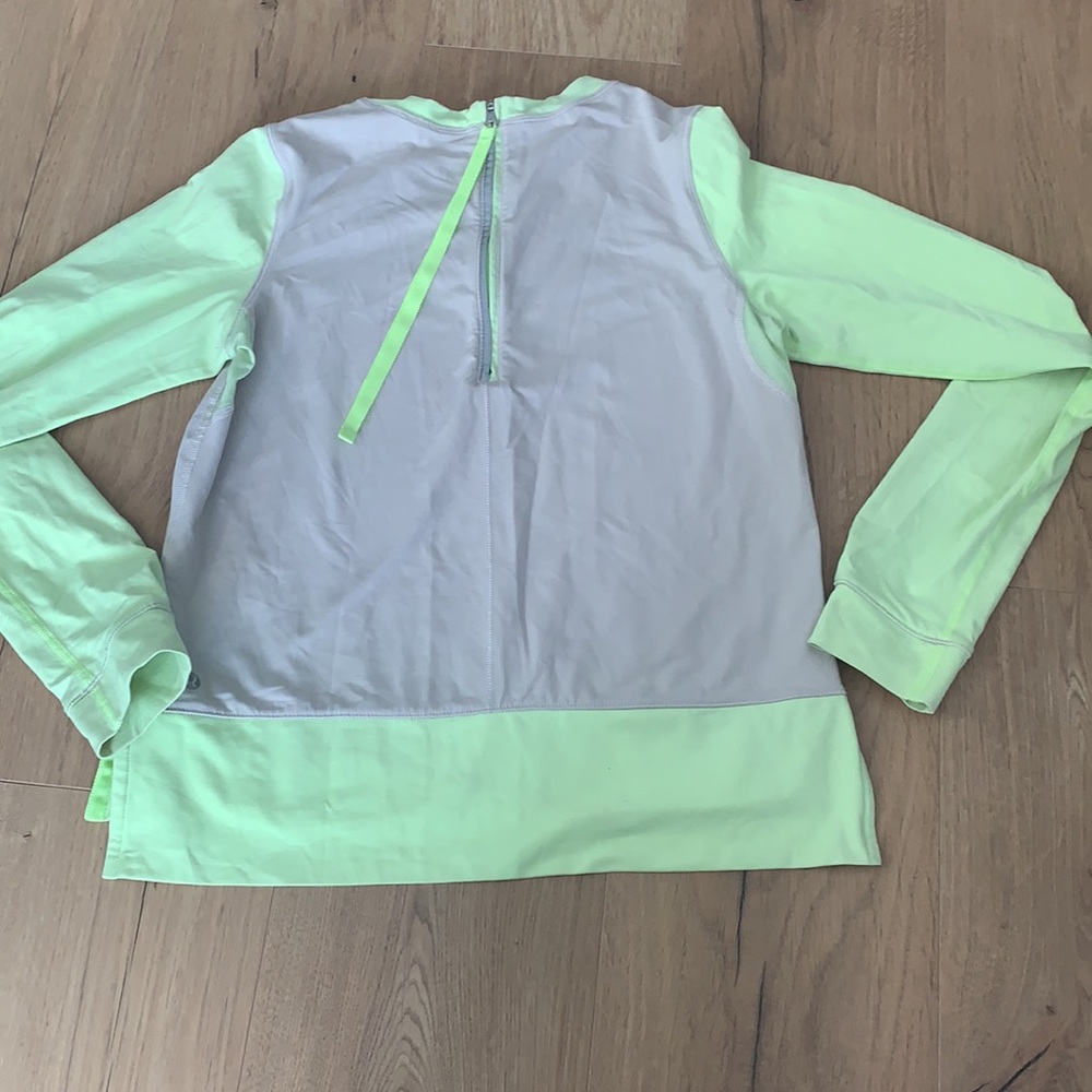 Lululemon top - Picture 5 of 10